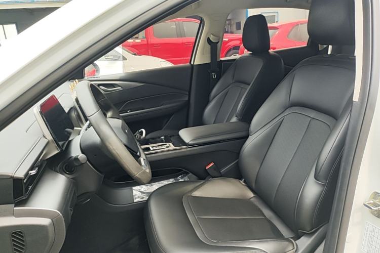 Used Wuling Xingguang 2024 Co-Creation Edition 410 Standard Model Left Front Seat