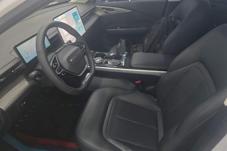 Used Wuling Xingguang 2024 Co-Creation Edition 510 Advanced Model Left Front Seat