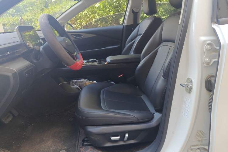 Used Wuling Xingguang 2024 Co-Creation Edition 70 Standard Model Left Front Seat