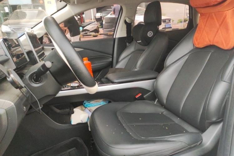 Used Wuling Xingguang 2024 Co-Creation Edition 510 Advanced Model Left Front Seat