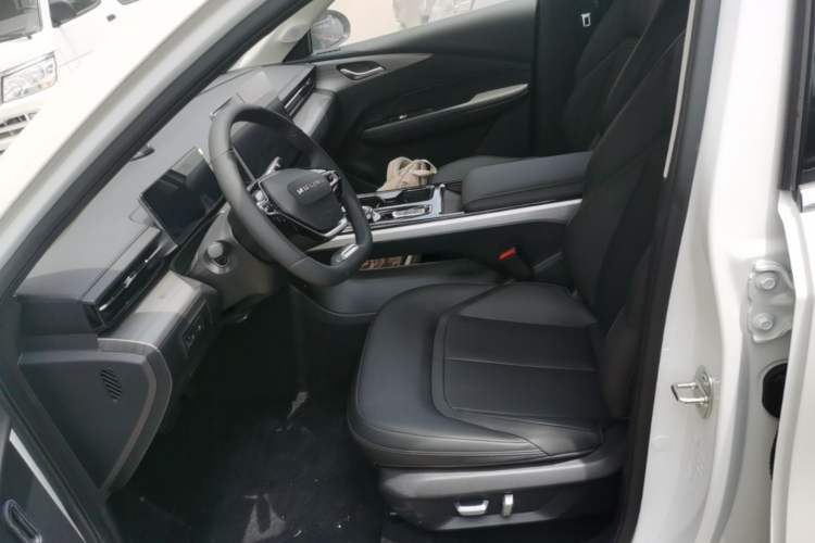 Used Wuling Xingguang 2024 Co-Creation Edition 150 Flagship Model Left Front Seat