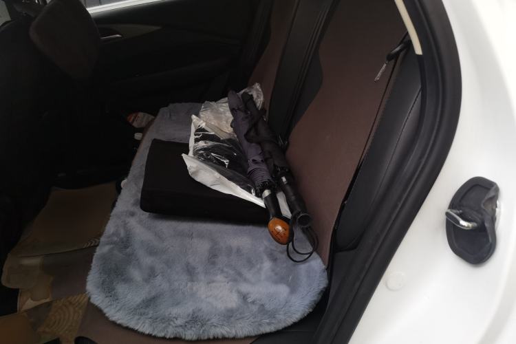 Used Wuling Xingguang 2024 Co-Creation Edition 150 Flagship Model Left Rear Seat