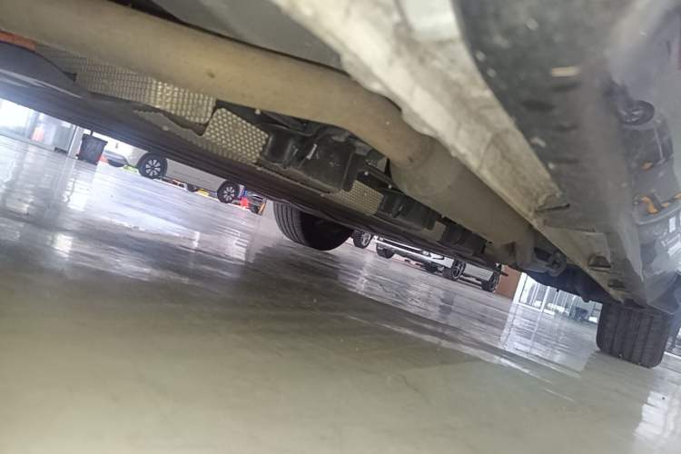 Used Wuling Xingguang 2024 Co-Creation Edition 150 Flagship Model Left Side Sill
