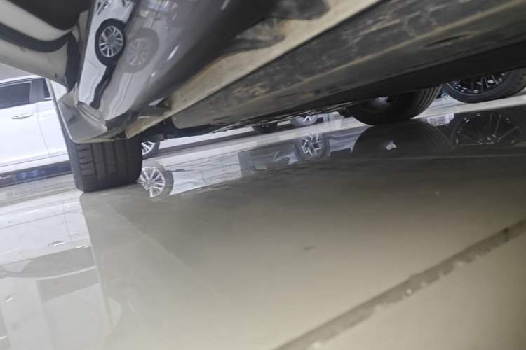 Used Wuling Xingguang 2024 Co-Creation Edition 510 Advanced Model Left Side Sill