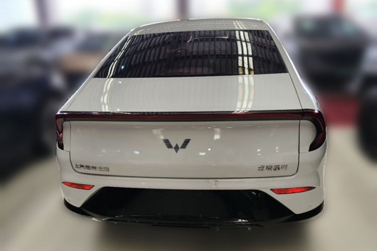 Used Wuling Xingguang 2024 Co-creation Edition 150 Standard Model Rear