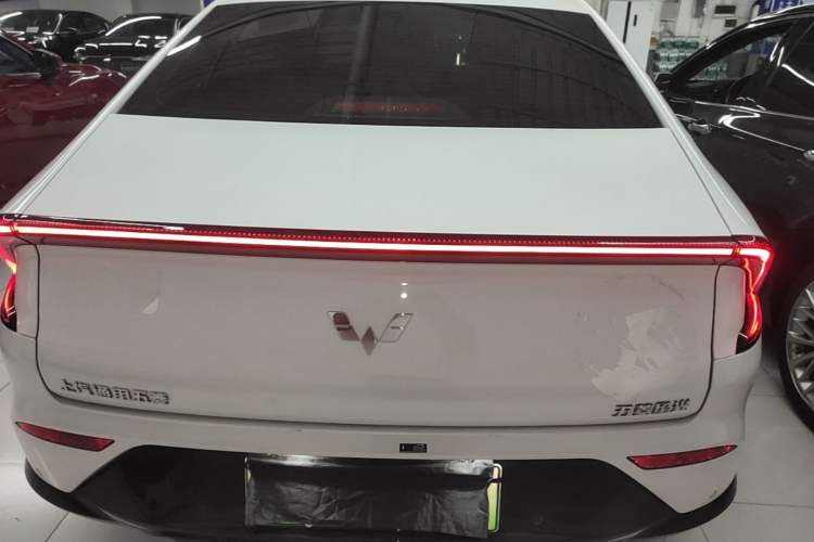 Used Wuling Xingguang 2024 Co-Creation Edition 70 Standard Model Rear
