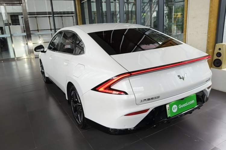 Used Wuling Xingguang 2024 Co-Creation Edition 510 Advanced Model Rear Left 45 Deg