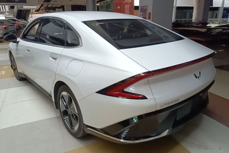 Used Wuling Xingguang 2024 Co-Creation Edition 510 Advanced Model Rear Left 45 Deg