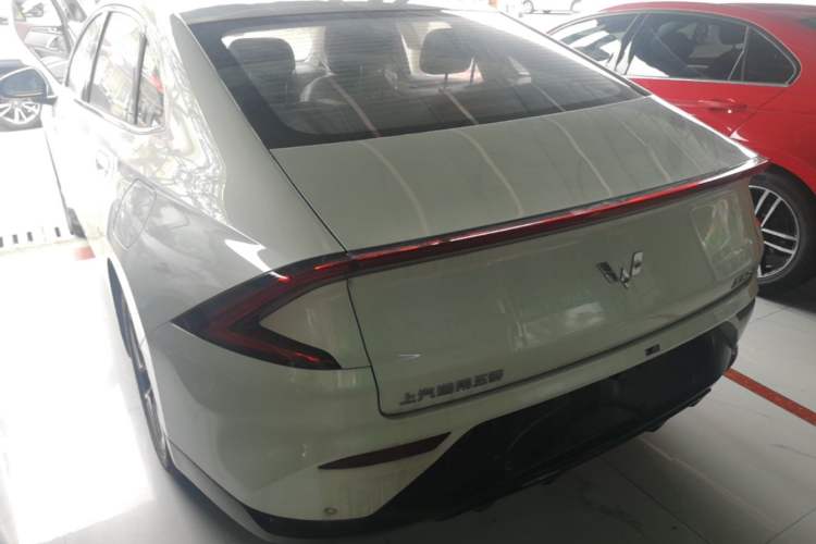 Used Wuling Xingguang 2024 Co-Creation Edition 150 Advanced Model Rear Left 45 Deg