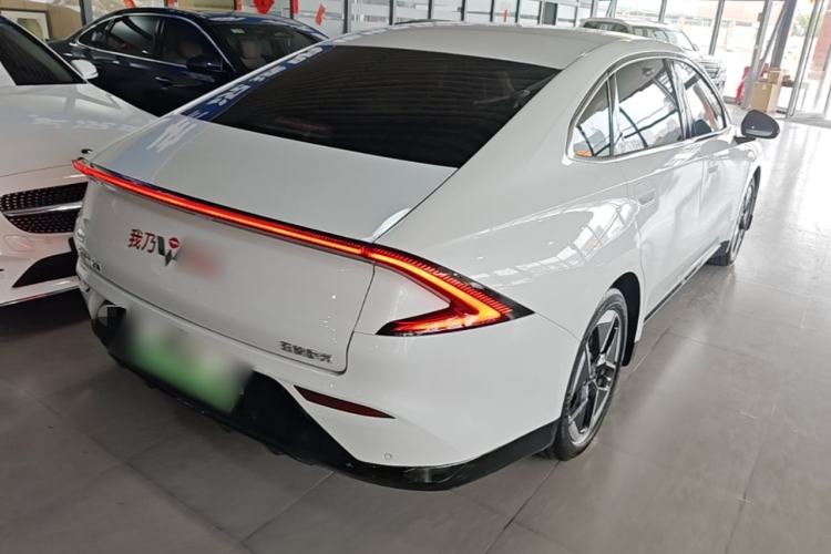 Used Wuling Xingguang 2024 Co-Creation Edition 510 Advanced Model Rear Right 45 Deg