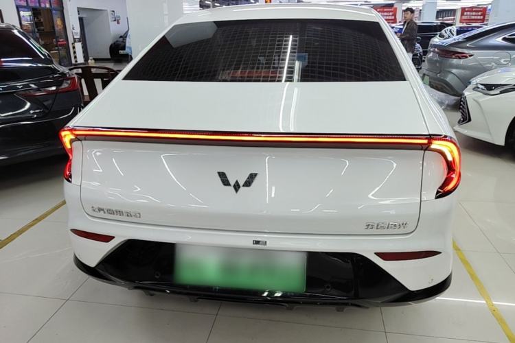 Used Wuling Xingguang 2024 Co-Creation Edition 510 Advanced Model Rear