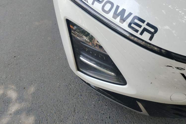 Used Wuling Xingguang 2024 Co-creation Edition 150 Standard Model Right Front Headlight