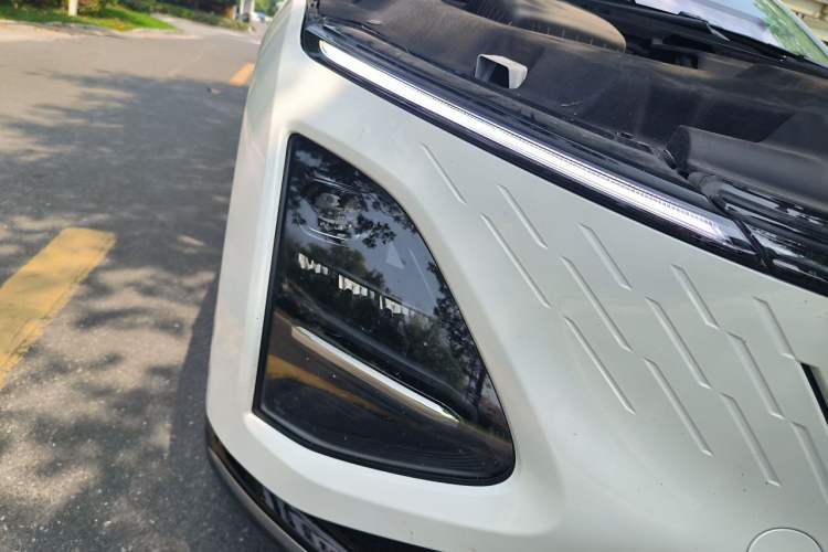 Used Wuling Xingguang 2024 Co-Creation Edition 70 Standard Model Right Front Headlight