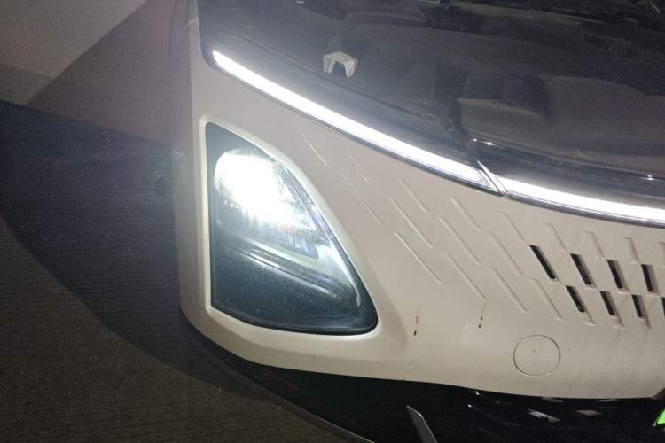 Used Wuling Xingguang 2024 Co-Creation Edition 150 Flagship Model Right Front Headlight