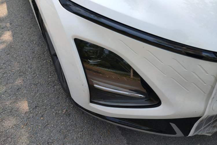 Used Wuling Xingguang 2024 Co-creation Edition 150 Standard Model Right Front Headlight
