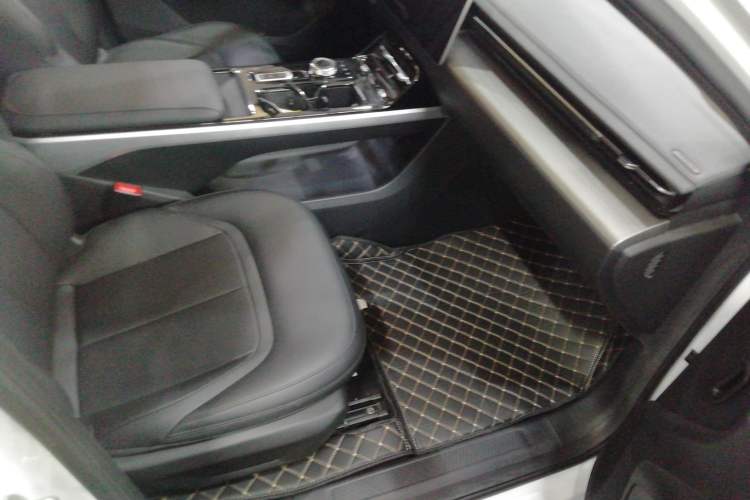 Used Wuling Xingguang 2024 Co-Creation Edition 510 Advanced Model Right Front Seat