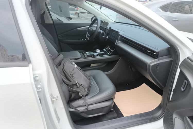 Used Wuling Xingguang 2024 Co-creation Edition 150 Standard Model Right Front Seat