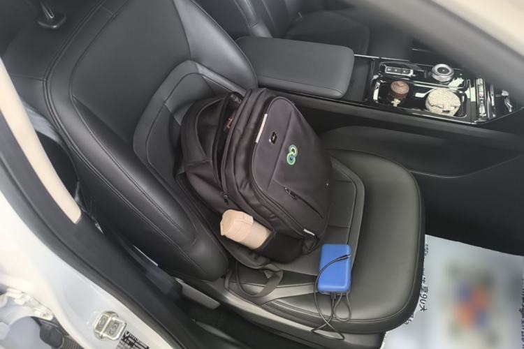 Used Wuling Xingguang 2024 Co-creation Edition 150 Standard Model Right Front Seat