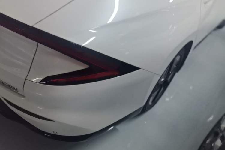 Used Wuling Xingguang 2024 Co-Creation Edition 510 Advanced Model Right Rear Taillight