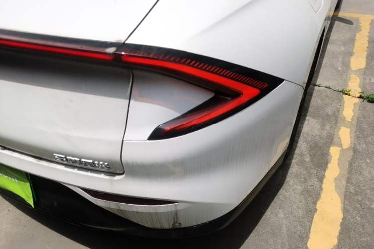 Used Wuling Xingguang 2024 Co-Creation Edition 150 Flagship Model Right Rear Taillight