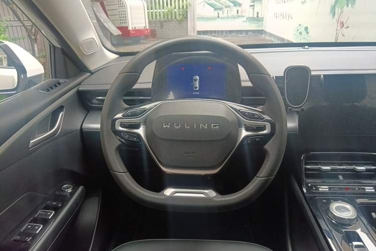 Used Wuling Xingguang 2024 Co-Creation Edition 410 Standard Model Steering Wheel