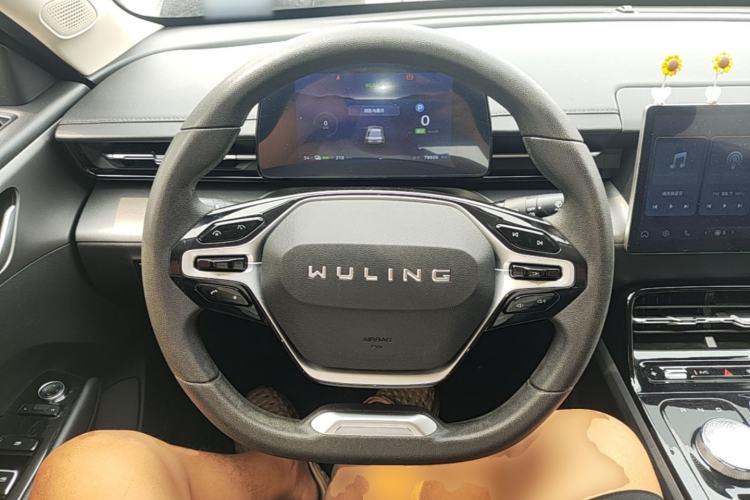 Used Wuling Xingguang 2024 Co-Creation Edition 410 Standard Model Steering Wheel
