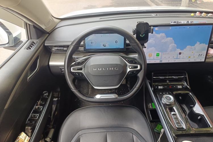 Used Wuling Xingguang 2024 Co-Creation Edition 510 Advanced Model Steering Wheel