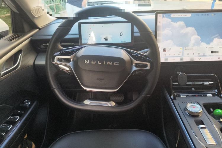 Used Wuling Xingguang 2024 Co-Creation Edition 510 Advanced Model Steering Wheel
