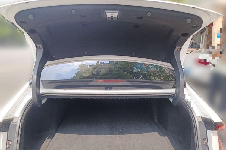 Used Wuling Xingguang 2024 Co-Creation Edition 510 Advanced Model Trunk