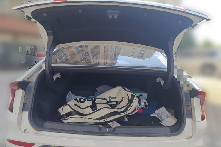 Used Wuling Xingguang 2024 Co-Creation Edition 70 Standard Model Trunk