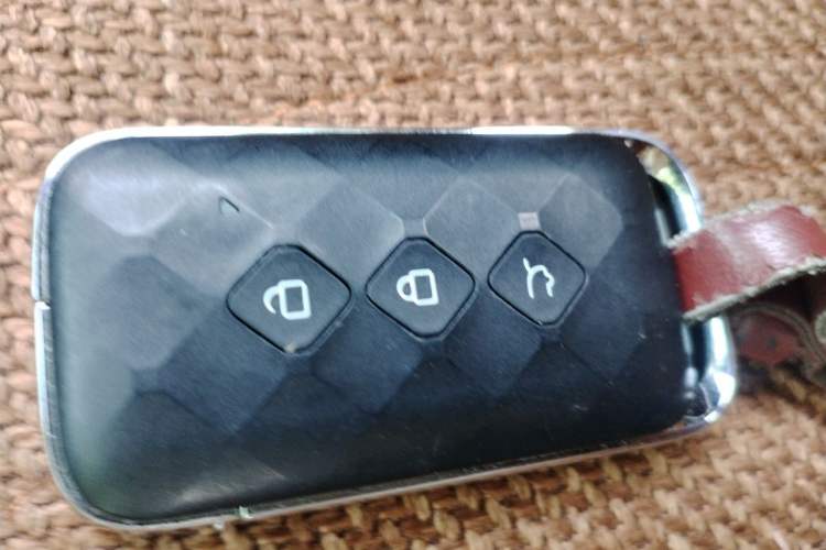 Used Wuling Xingguang 2024 Co-creation Edition 150 Standard Model Vehicle Key