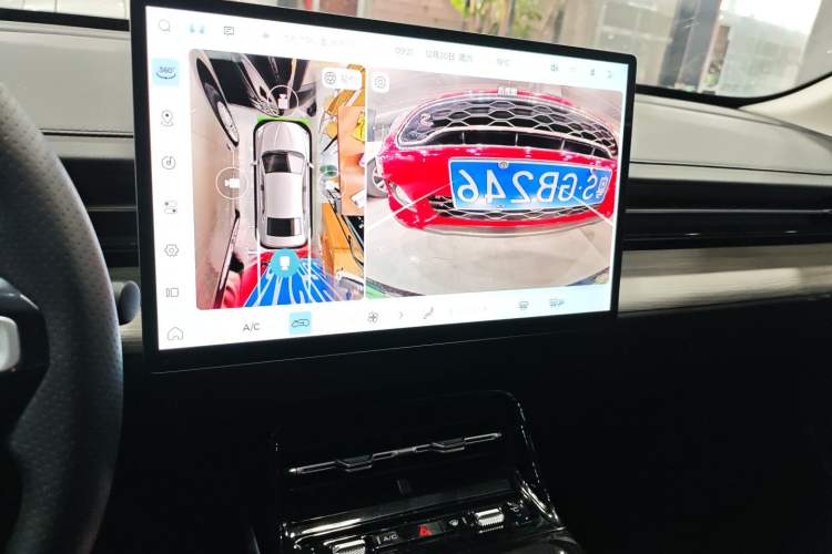 Used Wuling Xingguang 2024 Co-Creation Edition 510 Advanced Model Audio And AC Panel