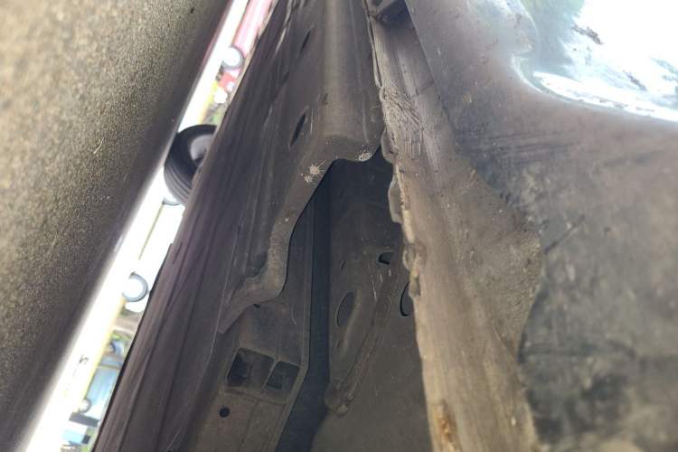 Used Wuling Xingguang 2024 Co-Creation Edition 510 Advanced Model Chassis Front Right