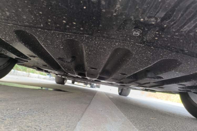 Used Wuling Xingguang 2024 Co-Creation Edition 510 Advanced Model Chassis Front