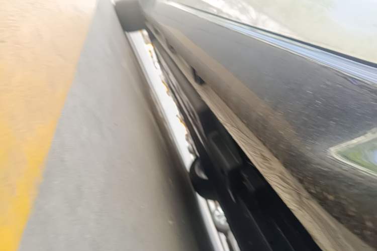 Used Wuling Xingguang 2024 Co-Creation Edition 510 Advanced Model Chassis Rear Left