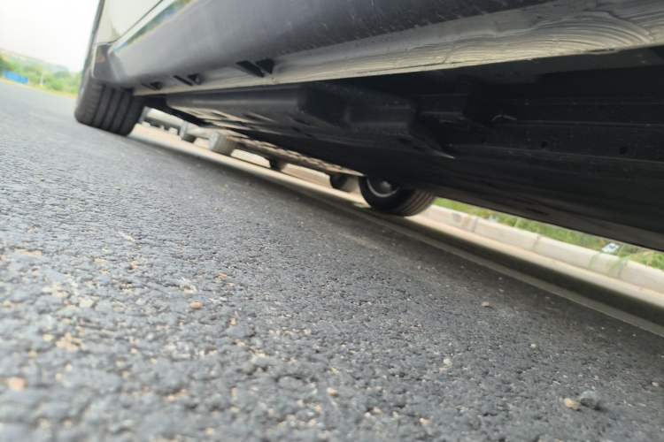 Used Wuling Xingguang 2024 Co-Creation Edition 510 Advanced Model Chassis Rear Left