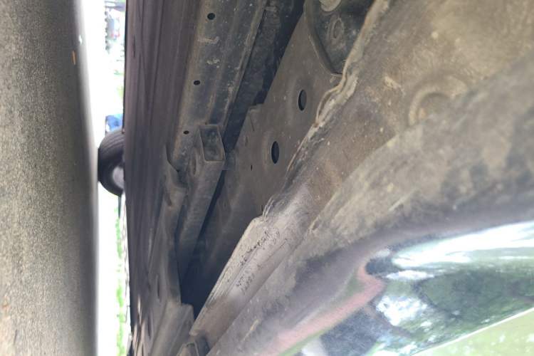 Used Wuling Xingguang 2024 Co-Creation Edition 510 Advanced Model Chassis Rear Right