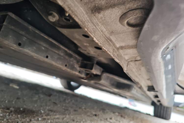 Used Wuling Xingguang 2024 Co-Creation Edition 510 Advanced Model Chassis Rear Right