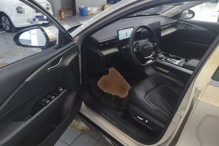 Used Wuling Xingguang 2024 Co-Creation Edition 510 Advanced Model Driver Seat