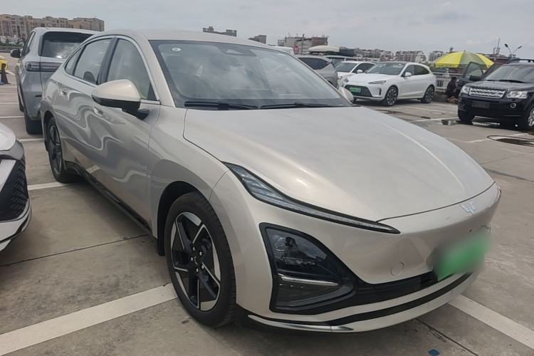 Used Wuling Xingguang 2024 Co-Creation Edition 510 Advanced Model Exterior 1