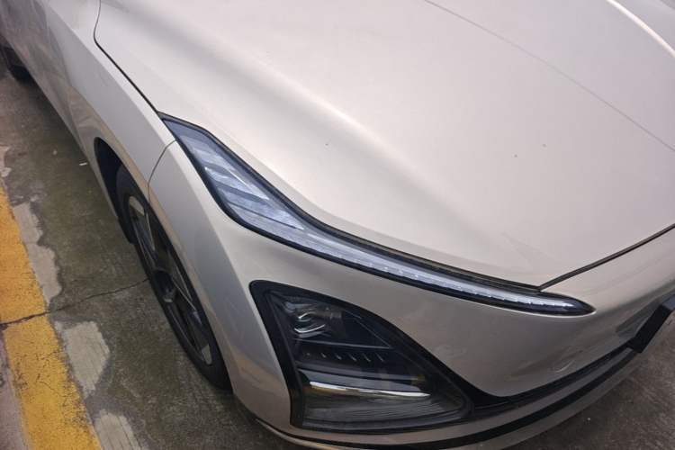 Used Wuling Xingguang 2024 Co-Creation Edition 510 Advanced Model Exterior 3