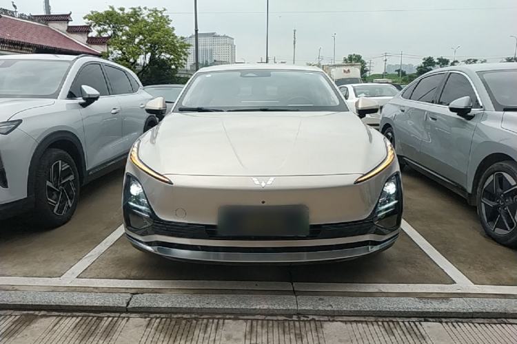 Used Wuling Xingguang 2024 Co-Creation Edition 510 Advanced Model Front