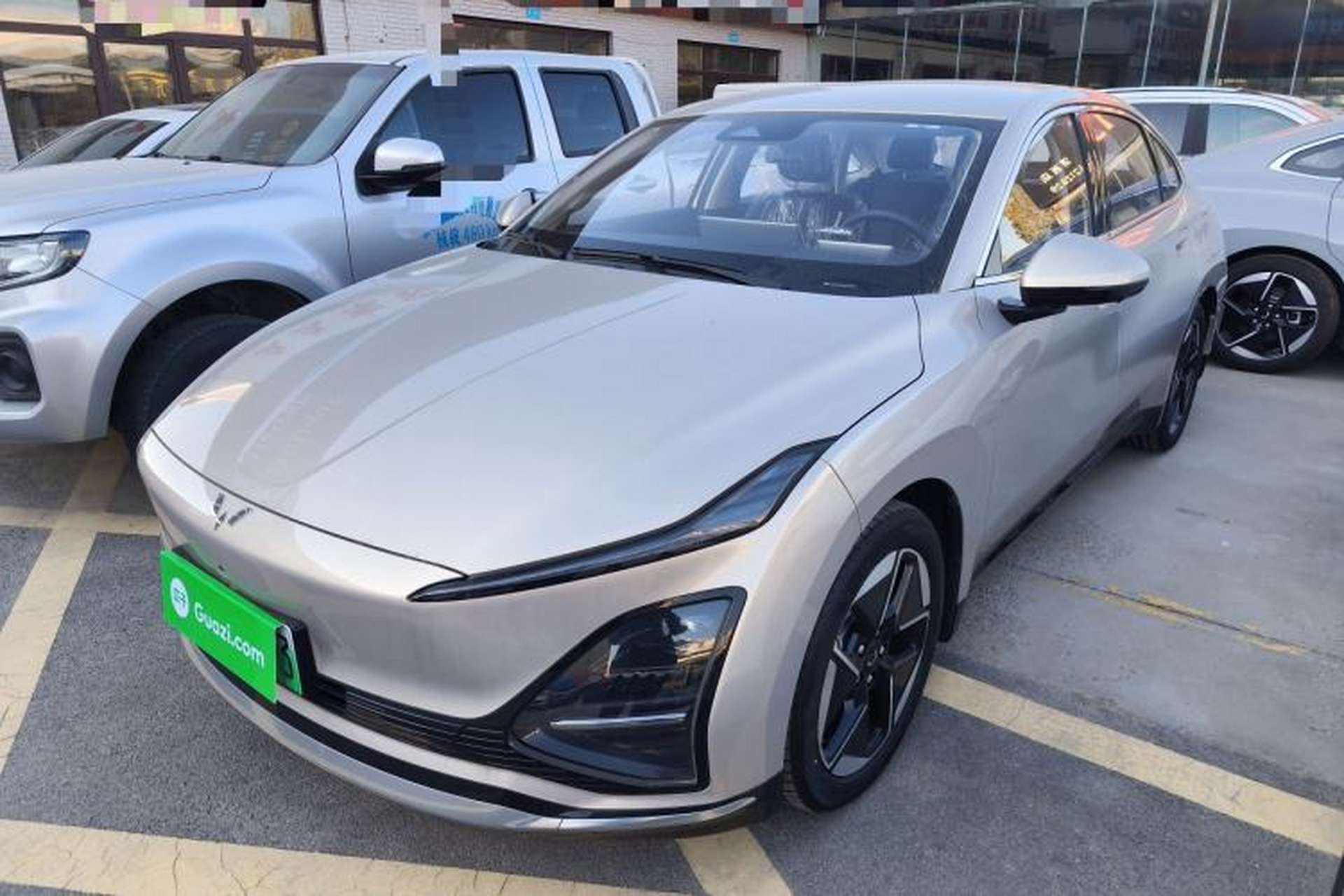 Used Wuling Xingguang 2024 Co-Creation Edition 510 Advanced Model Front Left 45 Deg