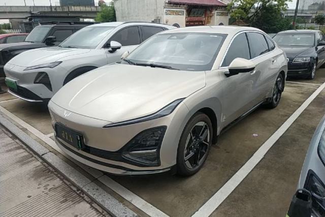 Used Wuling Xingguang 2024 Co-Creation Edition 510 Advanced Model
