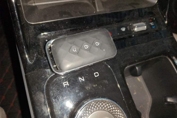 Used Wuling Xingguang 2024 Co-Creation Edition 510 Advanced Model Interior 1