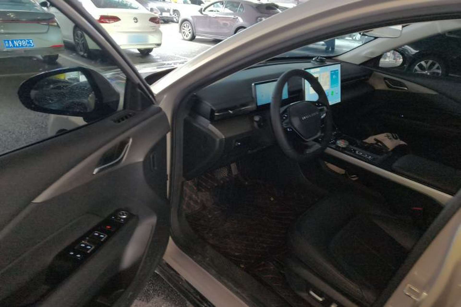 Used Wuling Xingguang 2024 Co-Creation Edition 510 Advanced Model Interior 3