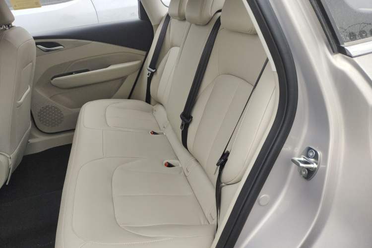 Used Wuling Xingguang 2024 Co-Creation Edition 510 Advanced Model Interior 4