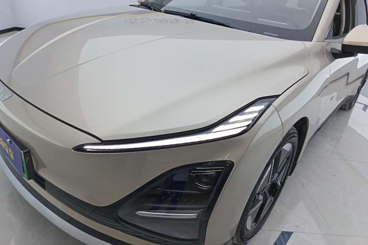 Used Wuling Xingguang 2024 Co-Creation Edition 510 Advanced Model Left Front Headlight