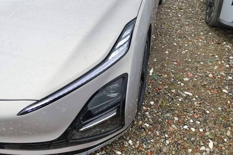 Used Wuling Xingguang 2024 Co-Creation Edition 510 Advanced Model Left Front Headlight