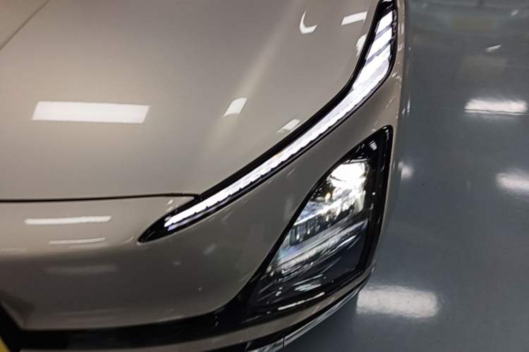 Used Wuling Xingguang 2024 Co-Creation Edition 510 Advanced Model Left Front Headlight